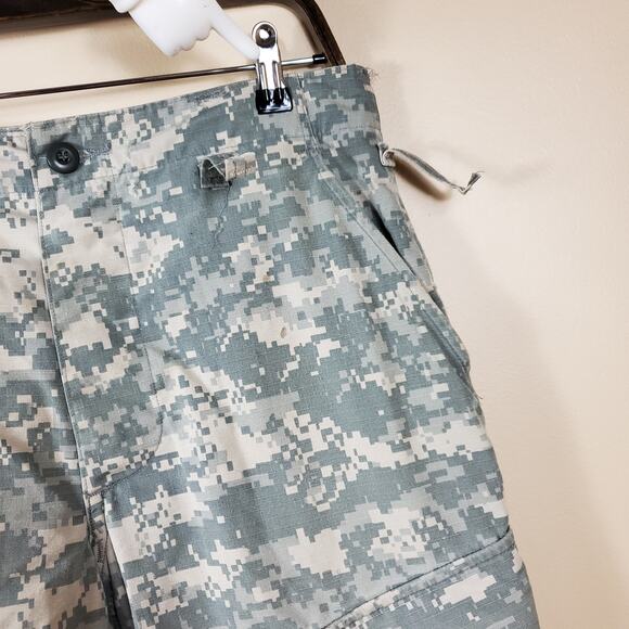 Army Digital Camo Cargo Pants with Button Fly Size S - Picture 5 of 12